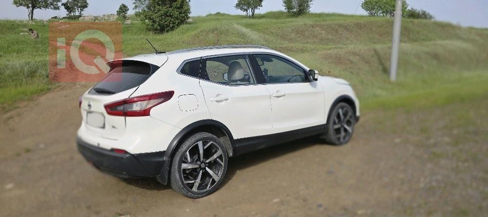 نيسان روج سبورت